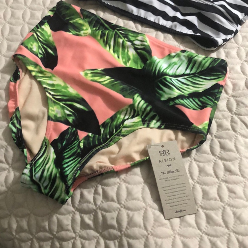 Izabal high waisted bottoms